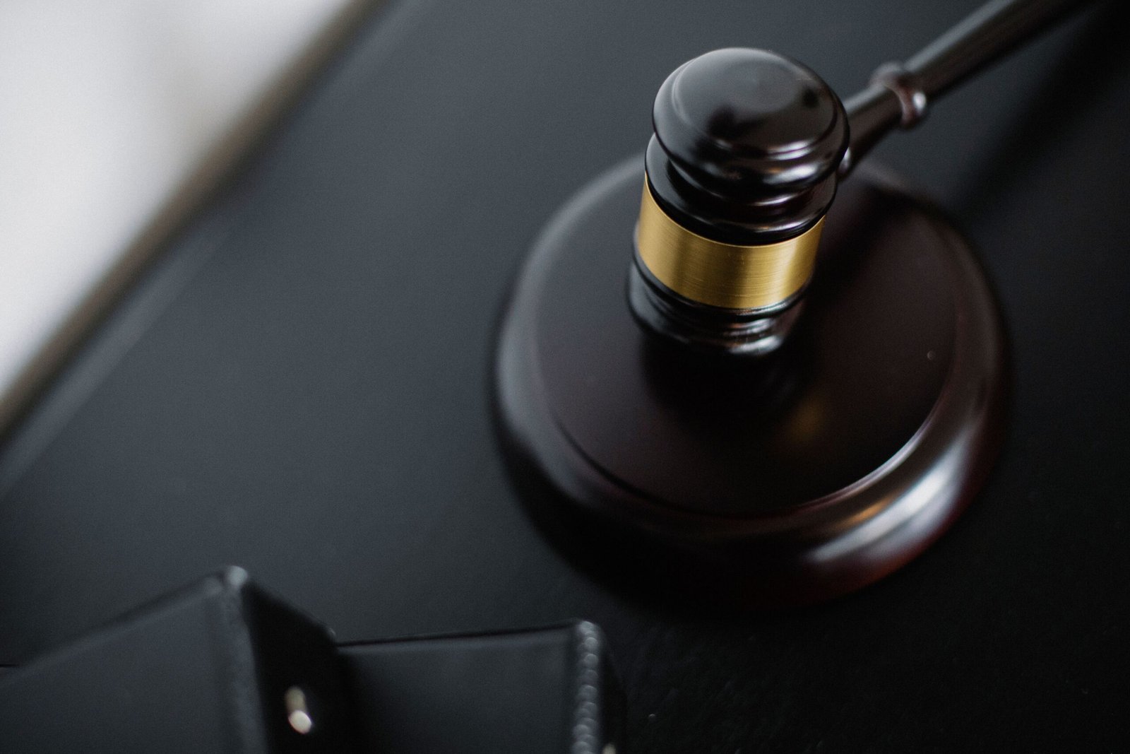 Can you sue your husband or wife for breaking a promise?